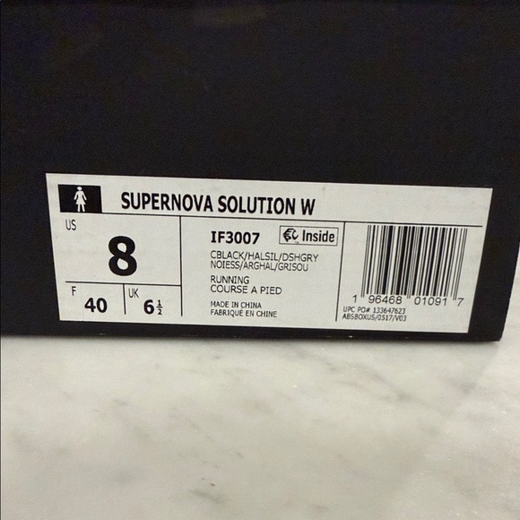 Adidas Supernova Solution Running Shoes - Picture 2 of 5